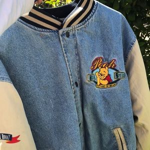 Winnie the. Pooh classic sweater vintage🐻🍯🍯🍯